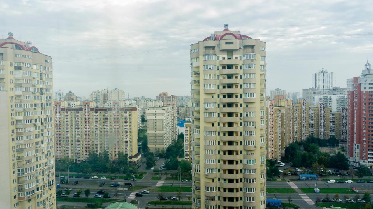 Big Studio Apartment Near River Mall Kiev Exterior foto
